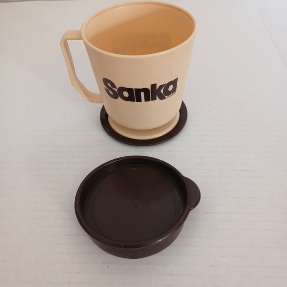 Vintage SANKA Plastic Travel Coffee Cup Mug with Lid Made in Canada - Picture 2 of 10